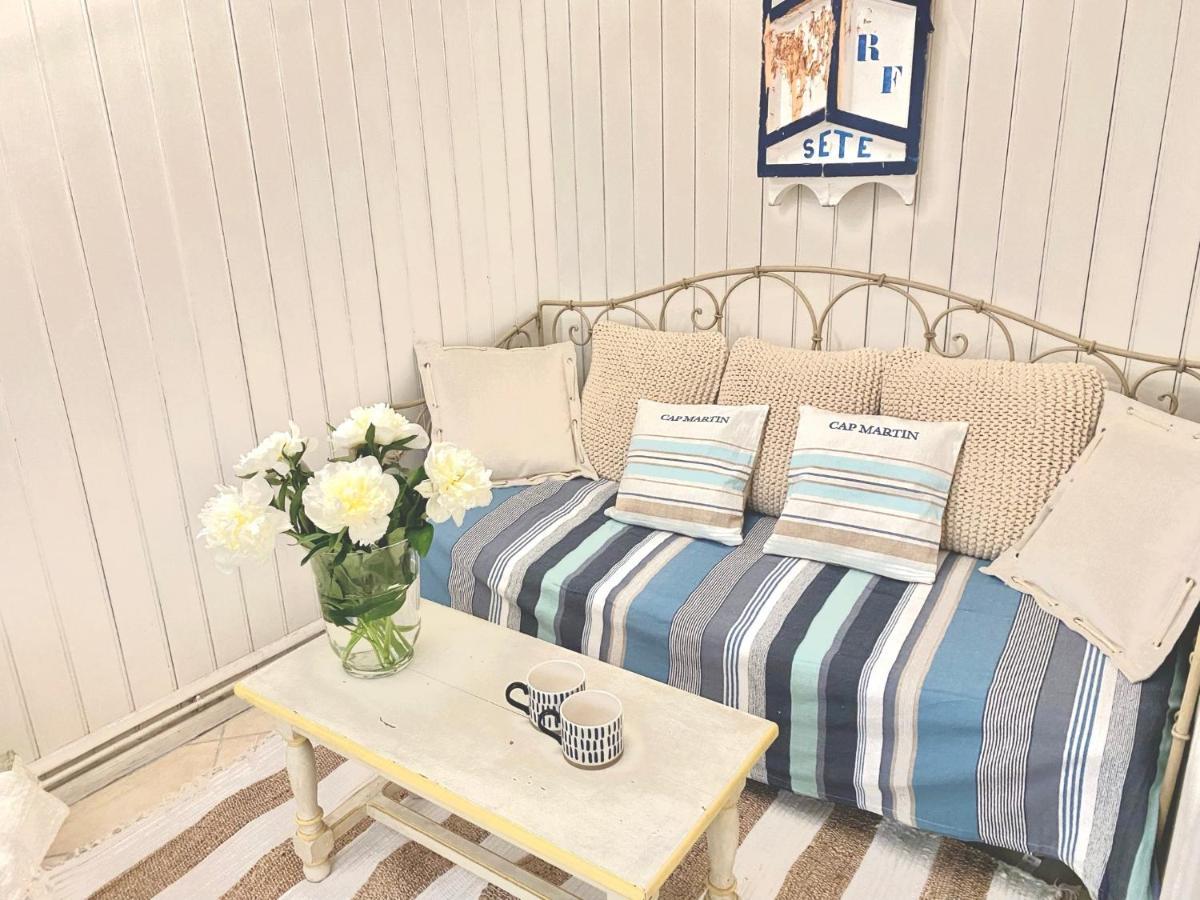 Maison&Table d hôtes - Hôtel de Vigniamont Pézenas Extérieur photo