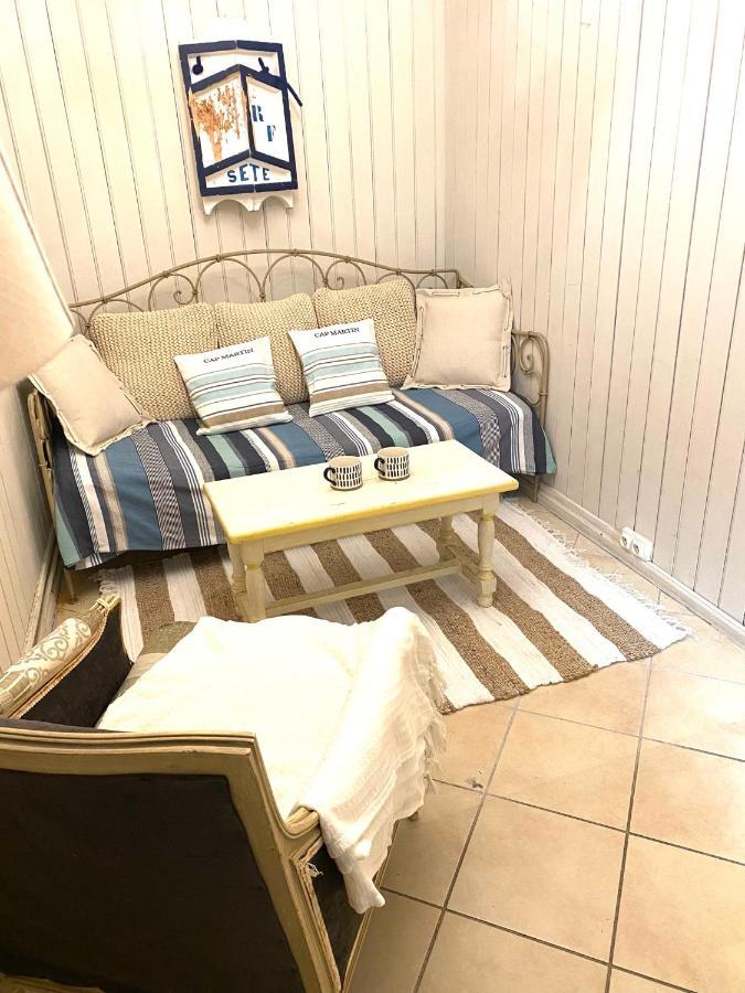 Maison&Table d hôtes - Hôtel de Vigniamont Pézenas Extérieur photo